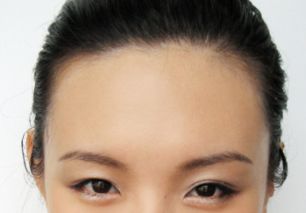 发际线过高 发型师教你剪这5种刘海,瞬间变美了