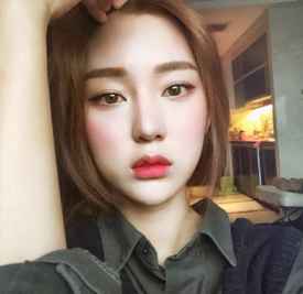 发质硬适合什么发型,发质硬怎么改善,发质硬怎么梳背头 7丽女性网