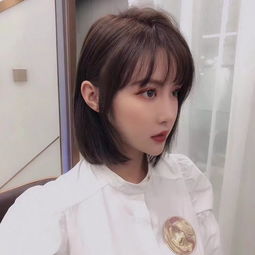 2款简单的长发发型扎法,让你瞬间变得美丽动人