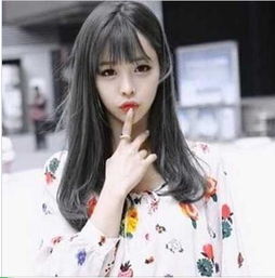 刘海会翘起的女生适合什么发型？