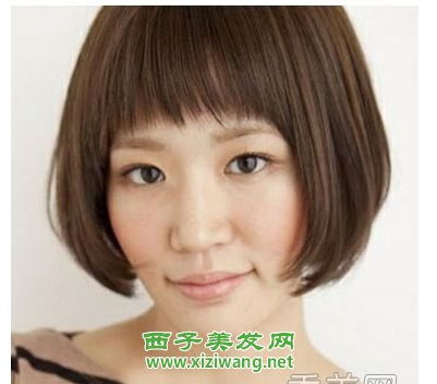 深色系中长波波头发型图