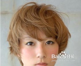 头发稀少的人剪什么发型使头发看起来多