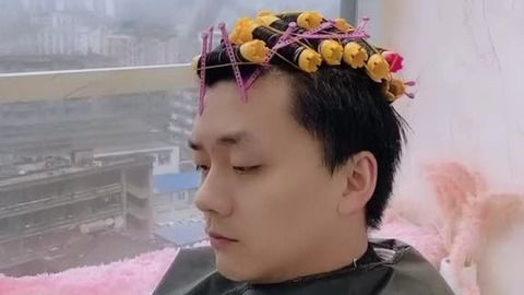 作为男生想要留长发 有哪些男生长发发型可以参考？(发型2023流行发型男生长发