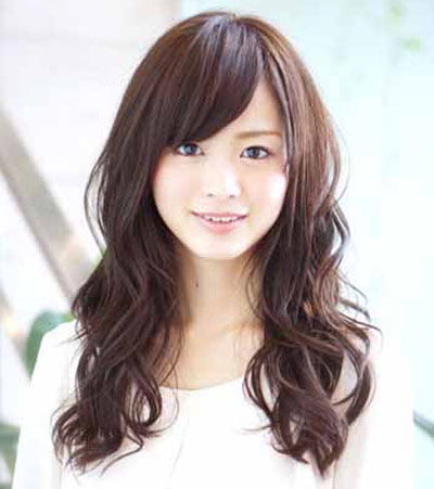 长发梨花烫发型图片 为你勾勒出小v脸