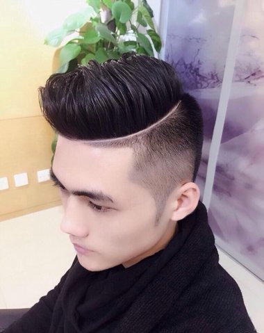 脖子和脸都长的男生适合什么发型？