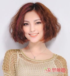 自来卷很严重还是沙发圆脸有点胖胖的女生适合哪几种发型 女生卷发
