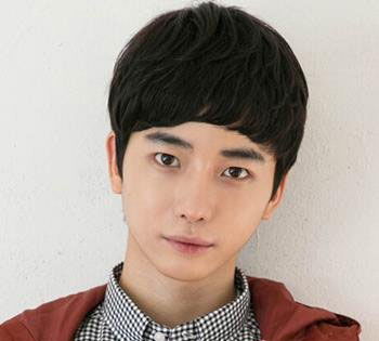 脸长的男生适合什么样的发型 长脸男生如何设计