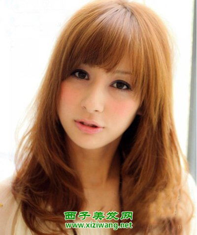 大脸女生适合扎什么发型
