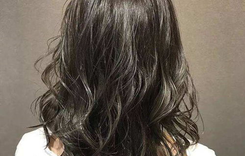 半长头发纹理烫可以吗？
