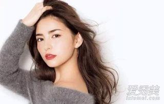 什么脸型适合什么卷发 快速打造卷发的方法 爱秀美