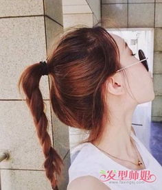 侧脸胖适合扎什么发型？