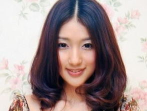梨花烫适合什么脸型 散发女性魅力的甜美梨花头发型