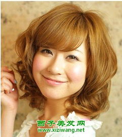 方脸女生适合的发型 方脸女生好看发型效果图