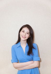 美女艺人高圆圆蓝色长裙简约优雅写真