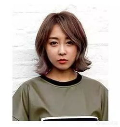脖子比较短,脸型较圆较大的女生适合什么发型