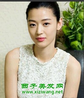 美人尖适合什么发型好