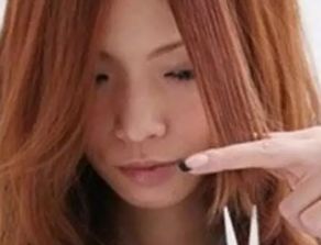 自己怎么剪斜刘海？