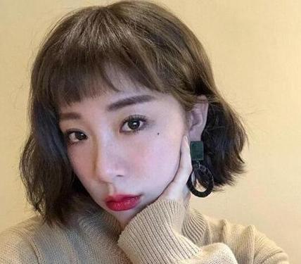 女生发量少适合什么发型 美发街7款适合头发少的女生短发
