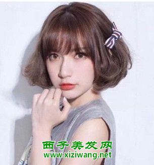 自己在家怎么做卷发 在家diy卷发方法技巧