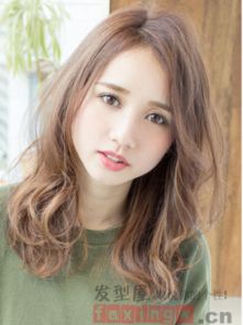 中长款女生发型图片 时尚又百搭