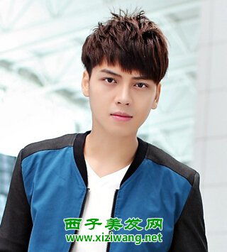 男生长脸适合什么短发发型