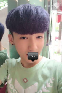 高高瘦瘦的男孩适合什么发型啊,180才115斤,目前就这发型西瓜头,想换种发型 