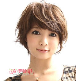 国字脸女星如何选择发型 国字脸女生适合的直发发型 发型师姐