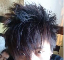这个发型怎么搞的~头发 要多长
