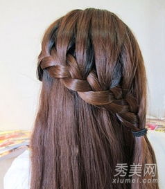 韩式纯美编发教程 简单编发营造瀑布般美感
