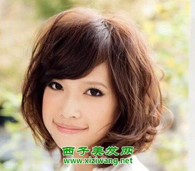 脸大头发少女生适合发型