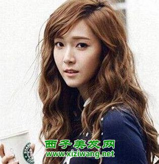 中长发水波纹发型图片 女生美感就这样打造