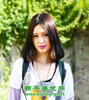 中发女生发型适合什么样的好看
