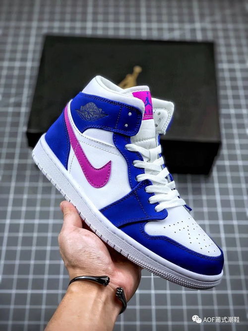 清新的中帮AJ1配色,AJ1MID紫罗兰开箱实测