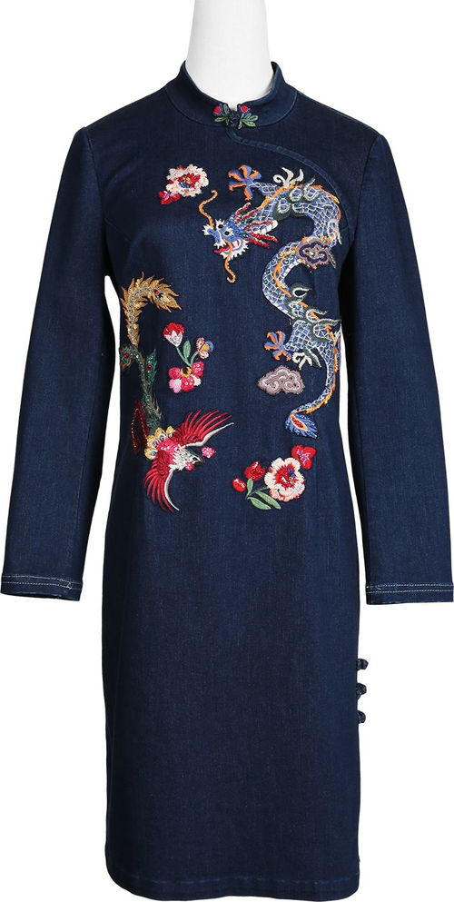 请问适合五十岁左右女人穿的衣服品牌或者款式有哪些