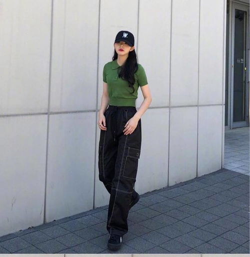 女生穿工装裤原来这么帅 黑白搭配让男生羡慕,女生也能帅帅哒